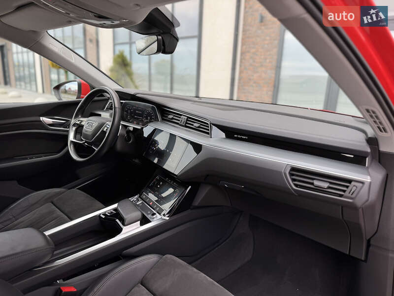 Внедорожник / Кроссовер Audi e-tron Sportback 2020 в Тернополе фото 73 Внедорожник / Кроссовер Audi e-tron Sportback 2020 в Тернополе