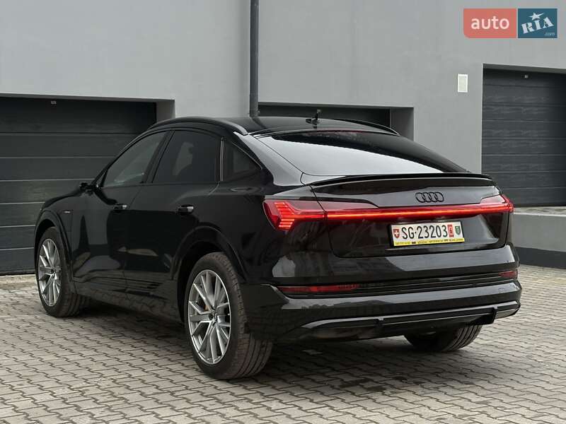 Позашляховик / Кросовер Audi e-tron Sportback 2020 в Тернополі