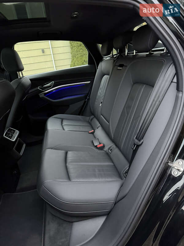 Внедорожник / Кроссовер Audi e-tron Sportback 2021 в Львове