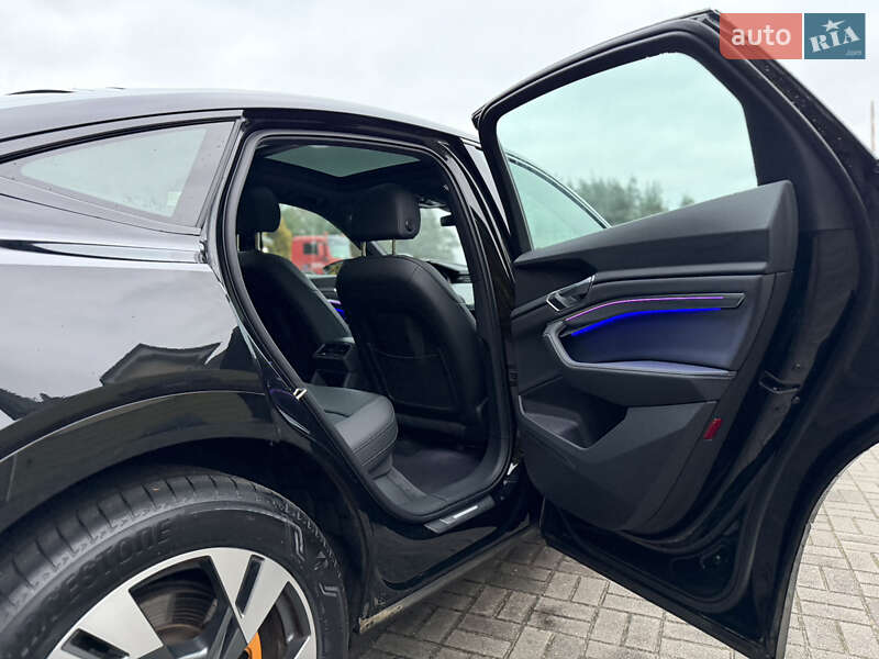 Внедорожник / Кроссовер Audi e-tron Sportback 2021 в Львове