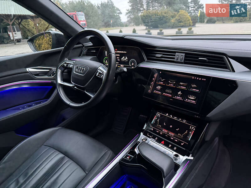 Внедорожник / Кроссовер Audi e-tron Sportback 2021 в Львове