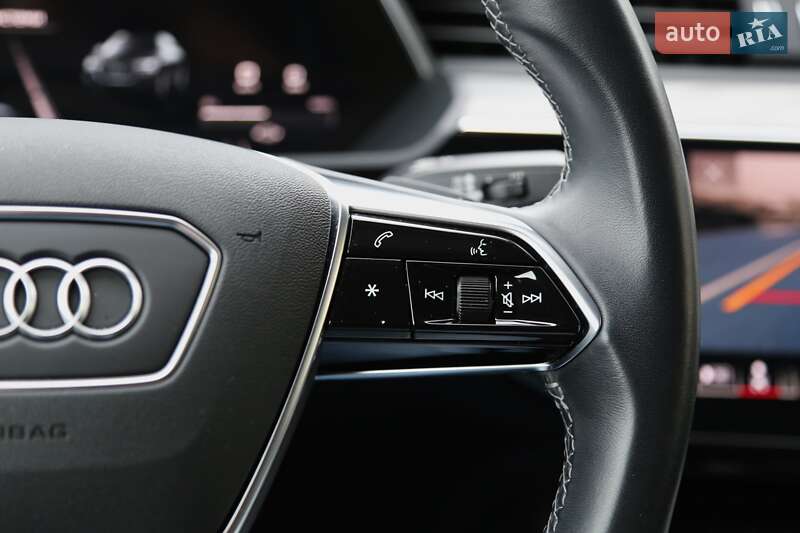 Позашляховик / Кросовер Audi e-tron Sportback 2022 в Києві фото 36 Позашляховик / Кросовер Audi e-tron Sportback 2022 в Києві