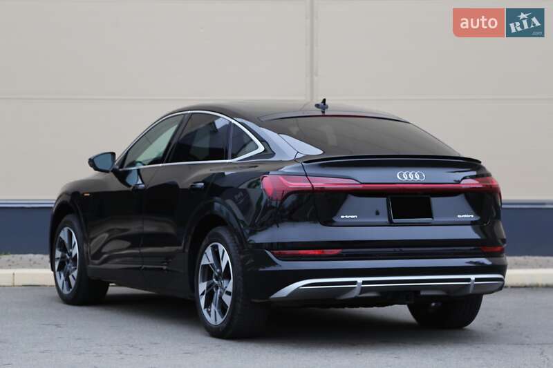 Позашляховик / Кросовер Audi e-tron Sportback 2022 в Києві фото 5 Позашляховик / Кросовер Audi e-tron Sportback 2022 в Києві