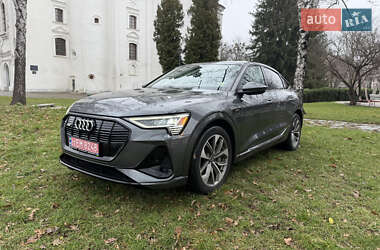 Позашляховик / Кросовер Audi e-tron Sportback 2020 в Києві
