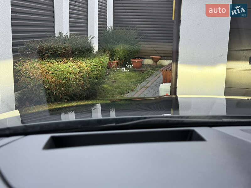 Позашляховик / Кросовер Audi e-tron Sportback 2022 в Луцьку