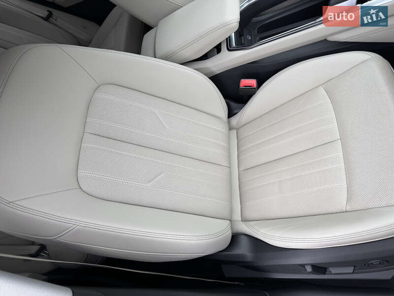 Позашляховик / Кросовер Audi e-tron Sportback 2022 в Києві фото 20 Позашляховик / Кросовер Audi e-tron Sportback 2022 в Києві