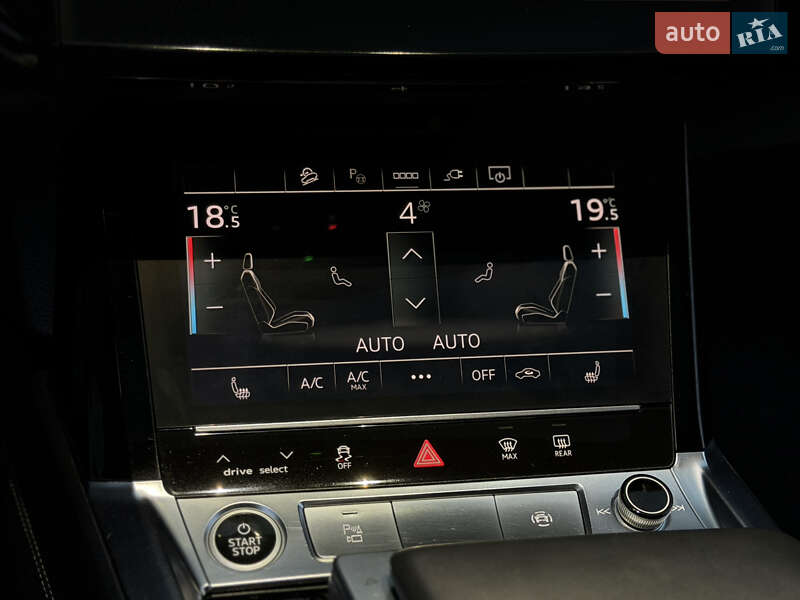 Внедорожник / Кроссовер Audi e-tron Sportback 2021 в Дубно