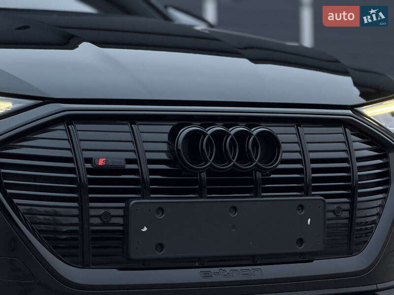 Внедорожник / Кроссовер Audi e-tron Sportback 2021 в Дубно