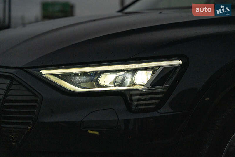 Внедорожник / Кроссовер Audi e-tron Sportback 2022 в Черновцах