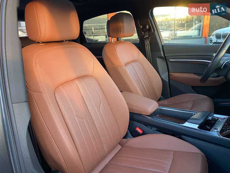 Внедорожник / Кроссовер Audi e-tron Sportback 2021 в Львове