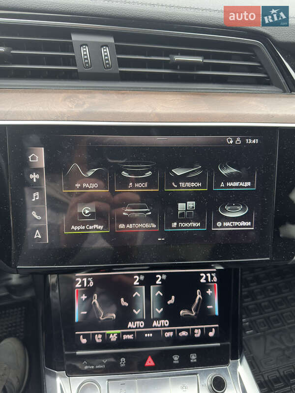 Позашляховик / Кросовер Audi e-tron Sportback 2020 в Вінниці