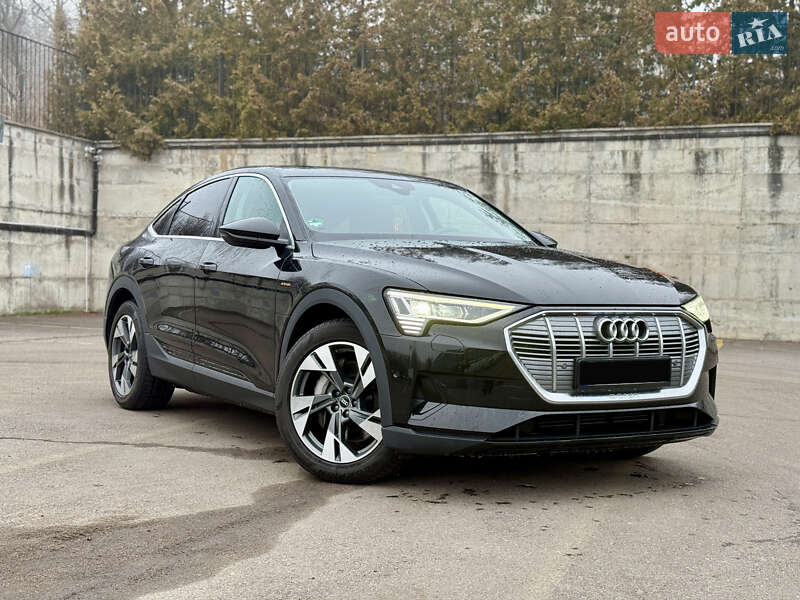 Позашляховик / Кросовер Audi e-tron Sportback 2022 в Рівному фото 4 Позашляховик / Кросовер Audi e-tron Sportback 2022 в Рівному