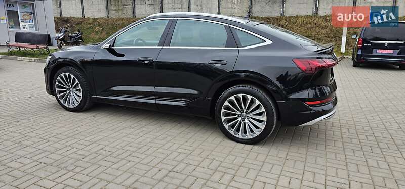 Позашляховик / Кросовер Audi e-tron Sportback 2020 в Тернополі