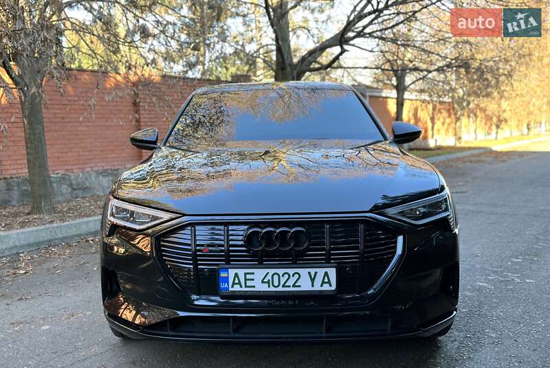 Внедорожник / Кроссовер Audi e-tron Sportback 2022 в Днепре