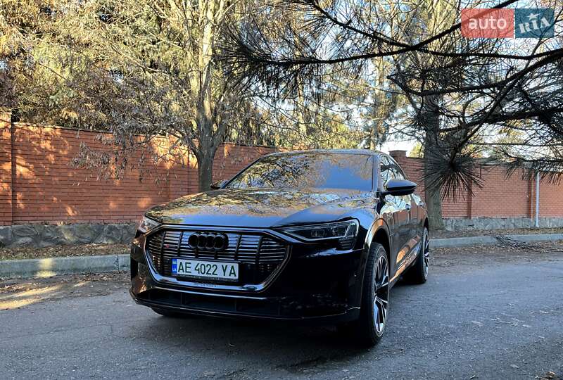 Внедорожник / Кроссовер Audi e-tron Sportback 2022 в Днепре