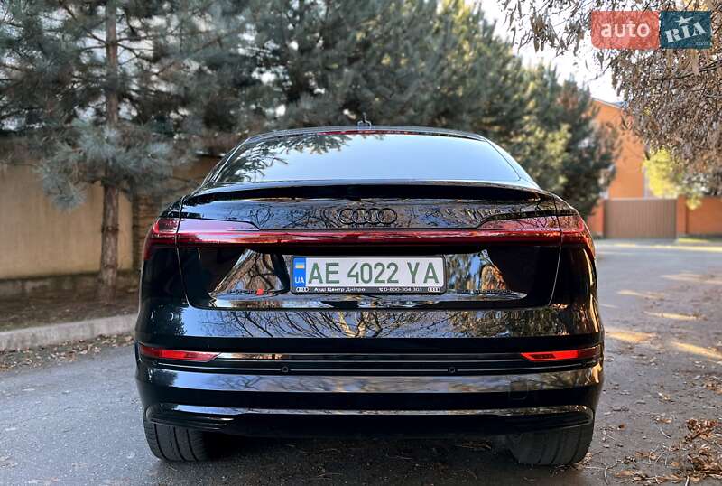 Внедорожник / Кроссовер Audi e-tron Sportback 2022 в Днепре