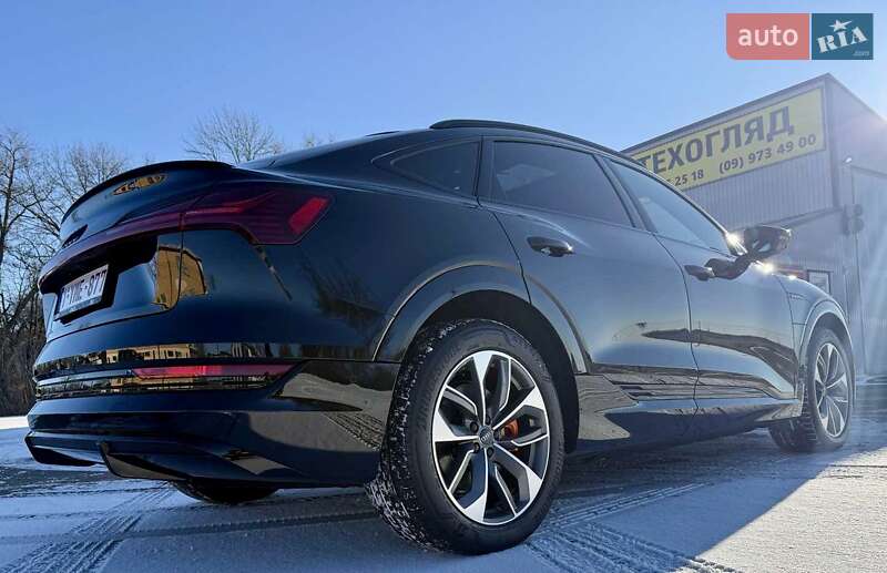 Внедорожник / Кроссовер Audi e-tron Sportback 2021 в Киеве