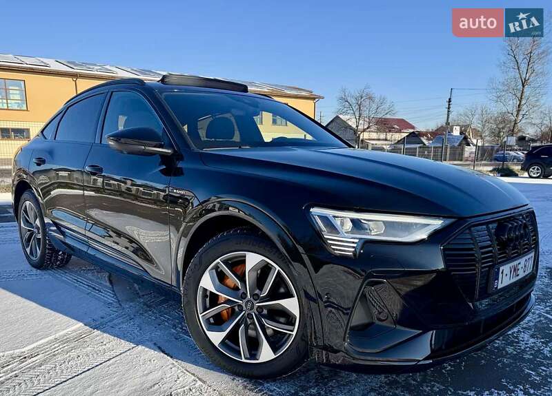 Внедорожник / Кроссовер Audi e-tron Sportback 2021 в Киеве