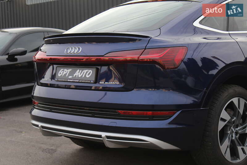 Внедорожник / Кроссовер Audi e-tron Sportback 2020 в Киеве