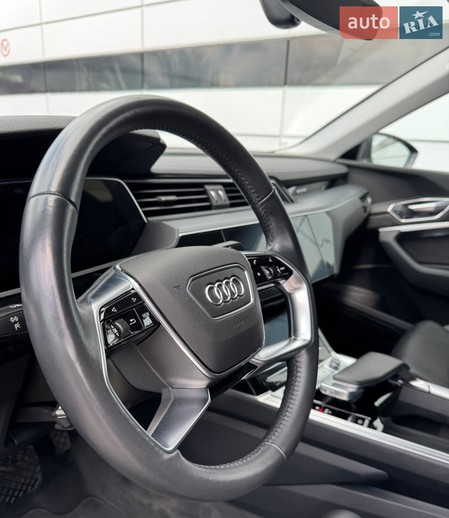 2021 Audi e-tron Sportback - мініатюра 23