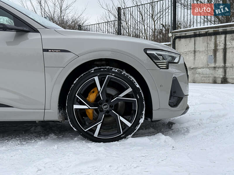 Внедорожник / Кроссовер Audi e-tron Sportback 2020 в Ровно фото 29 Внедорожник / Кроссовер Audi e-tron Sportback 2020 в Ровно