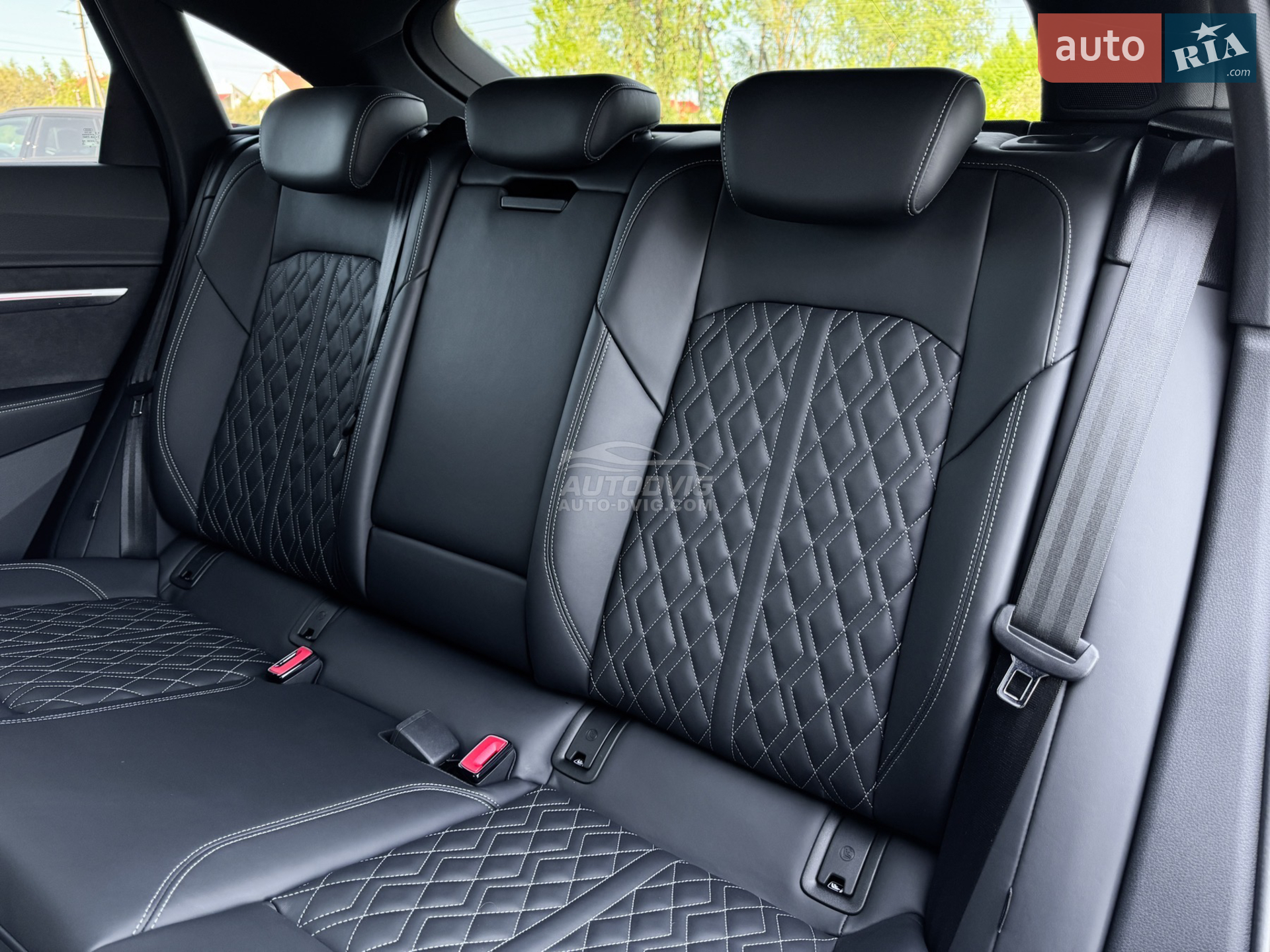 2020 Audi e-tron Sportback - мініатюра 10