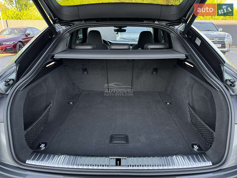 Позашляховик / Кросовер Audi e-tron Sportback 2020 в Рівному фото 21 Позашляховик / Кросовер Audi e-tron Sportback 2020 в Рівному