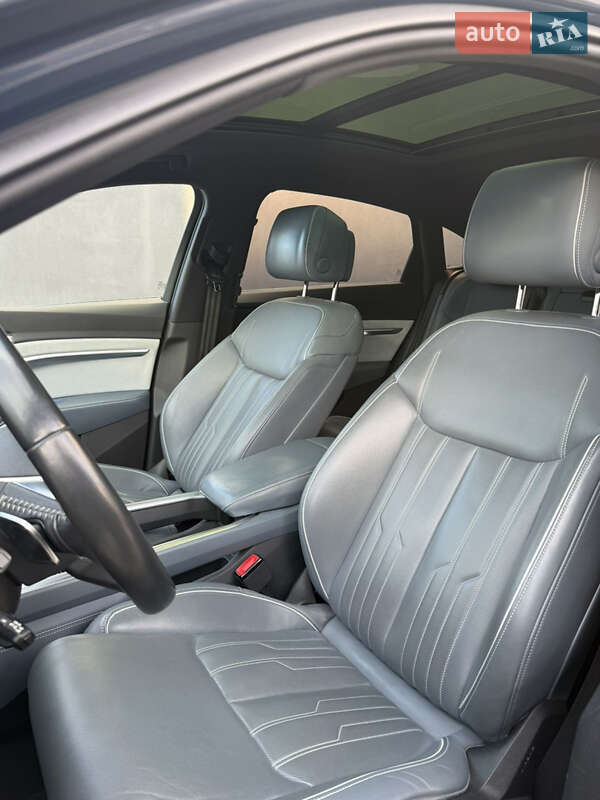 Позашляховик / Кросовер Audi e-tron Sportback 2020 в Чернівцях фото 12 Позашляховик / Кросовер Audi e-tron Sportback 2020 в Чернівцях