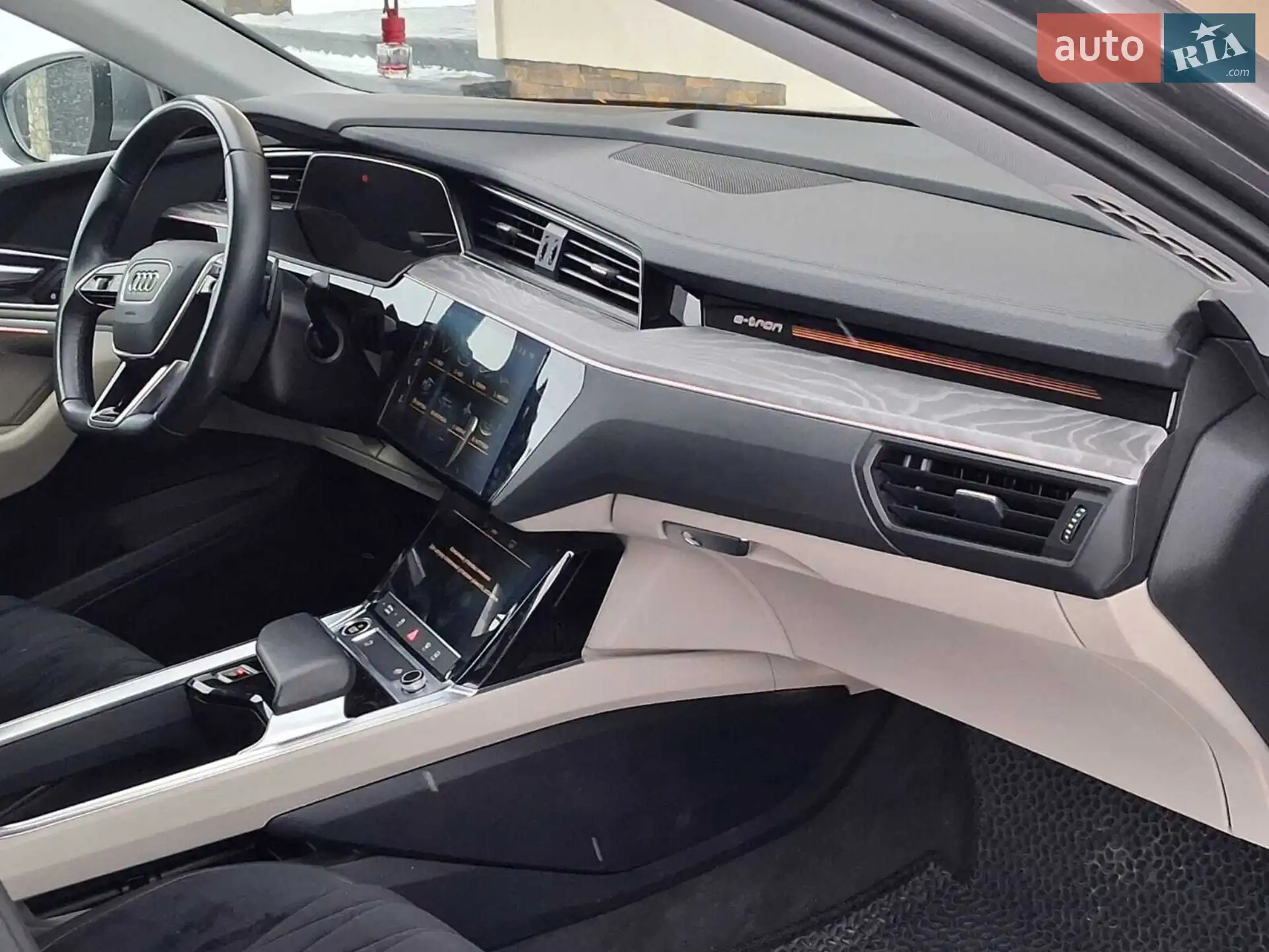 2020 Audi e-tron Sportback - мініатюра 17