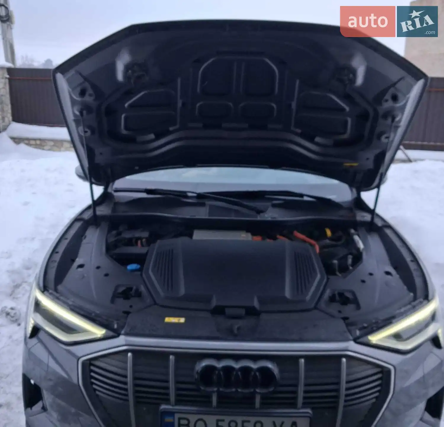 2020 Audi e-tron Sportback - мініатюра 8