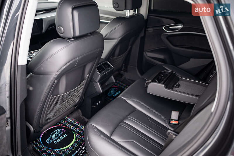 Внедорожник / Кроссовер Audi e-tron Sportback 2020 в Луцке