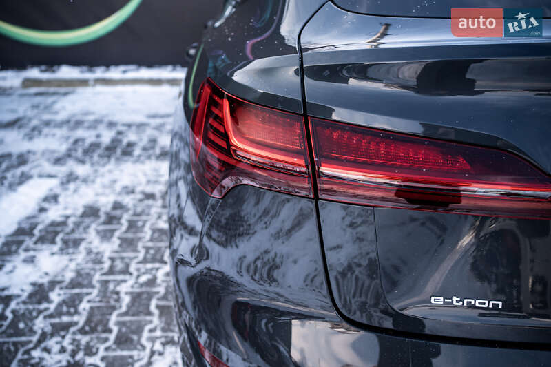 Внедорожник / Кроссовер Audi e-tron Sportback 2020 в Луцке