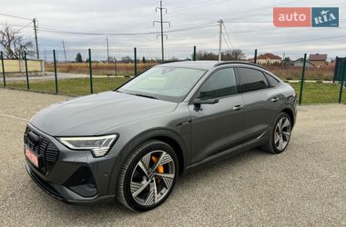 Позашляховик / Кросовер Audi e-tron Sportback 2021 в Тернополі