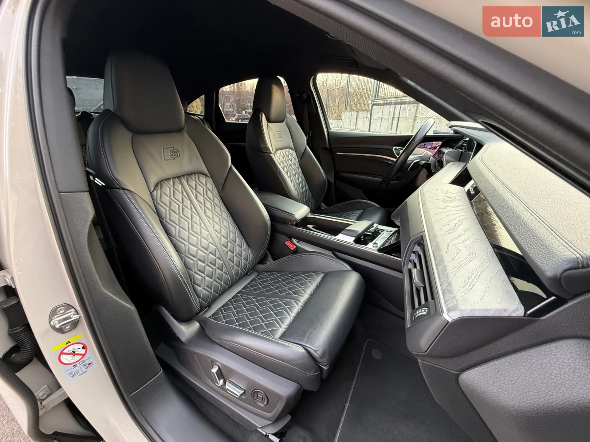 2020 Audi e-tron Sportback - мініатюра 52