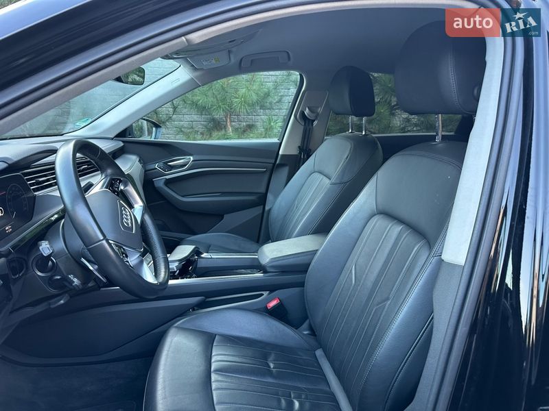 Внедорожник / Кроссовер Audi e-tron Sportback 2022 в Киеве