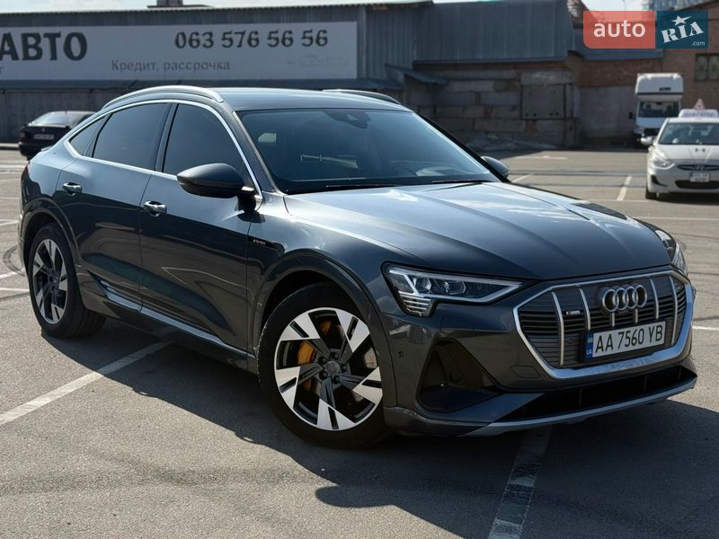 Внедорожник / Кроссовер Audi e-tron Sportback 2020 в Киеве