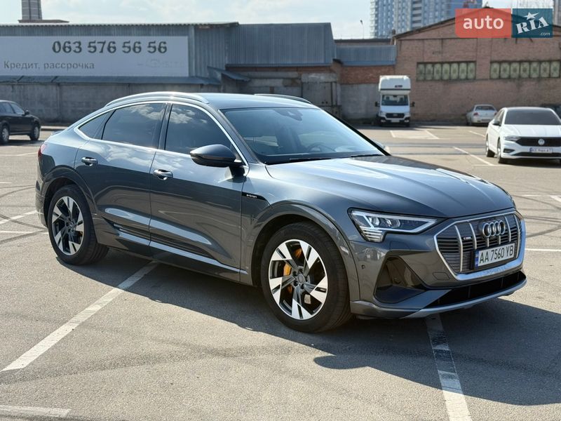 Внедорожник / Кроссовер Audi e-tron Sportback 2020 в Киеве
