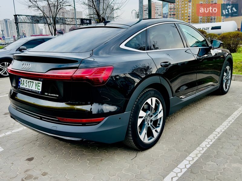Внедорожник / Кроссовер Audi e-tron Sportback 2022 в Киеве