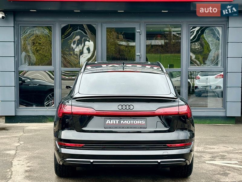 Внедорожник / Кроссовер Audi e-tron Sportback 2022 в Киеве