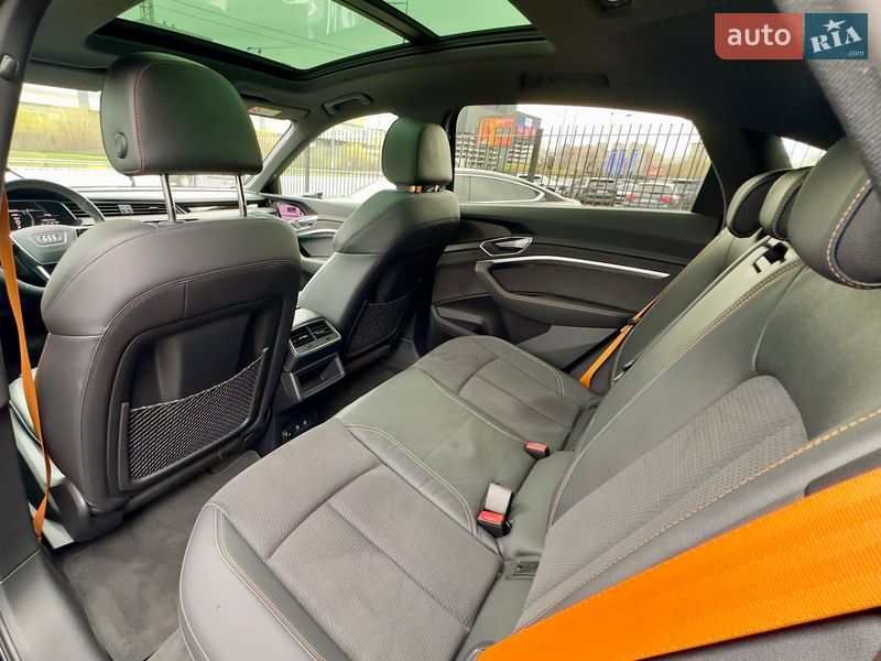 Внедорожник / Кроссовер Audi e-tron Sportback 2022 в Киеве