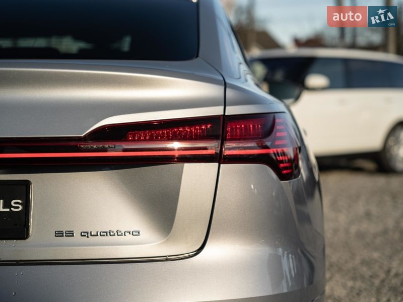 Внедорожник / Кроссовер Audi e-tron Sportback 2020 в Черновцах