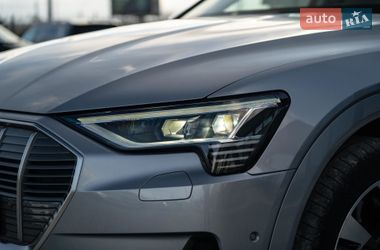 Внедорожник / Кроссовер Audi e-tron Sportback 2020 в Черновцах