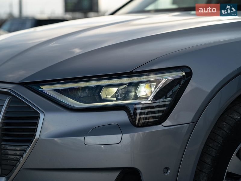 Внедорожник / Кроссовер Audi e-tron Sportback 2020 в Черновцах