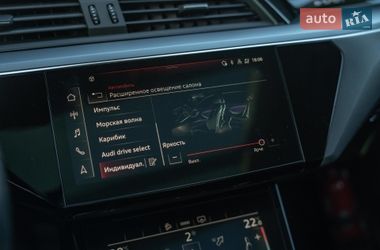 Внедорожник / Кроссовер Audi e-tron Sportback 2020 в Черновцах