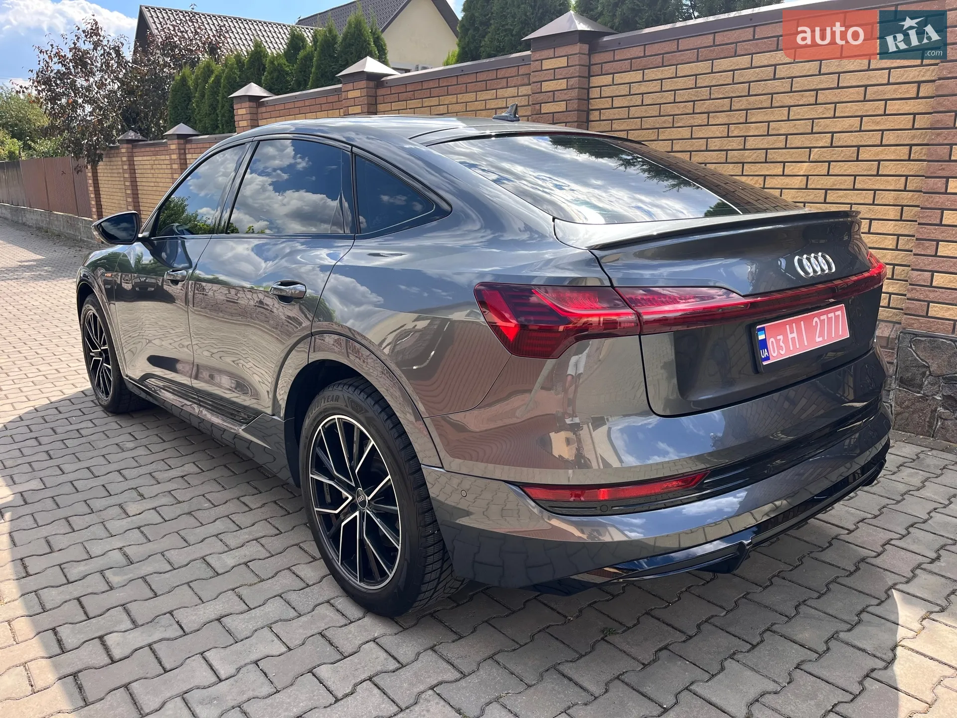 2020 Audi e-tron Sportback - мініатюра 5