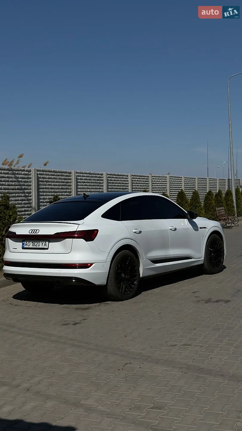 2020 Audi e-tron Sportback - мініатюра 9