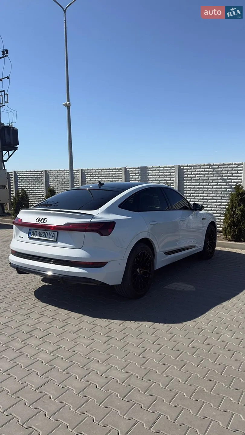2020 Audi e-tron Sportback - мініатюра 11