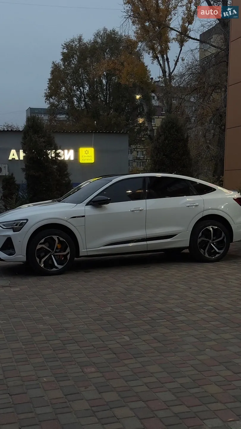 2020 Audi e-tron Sportback - мініатюра 21