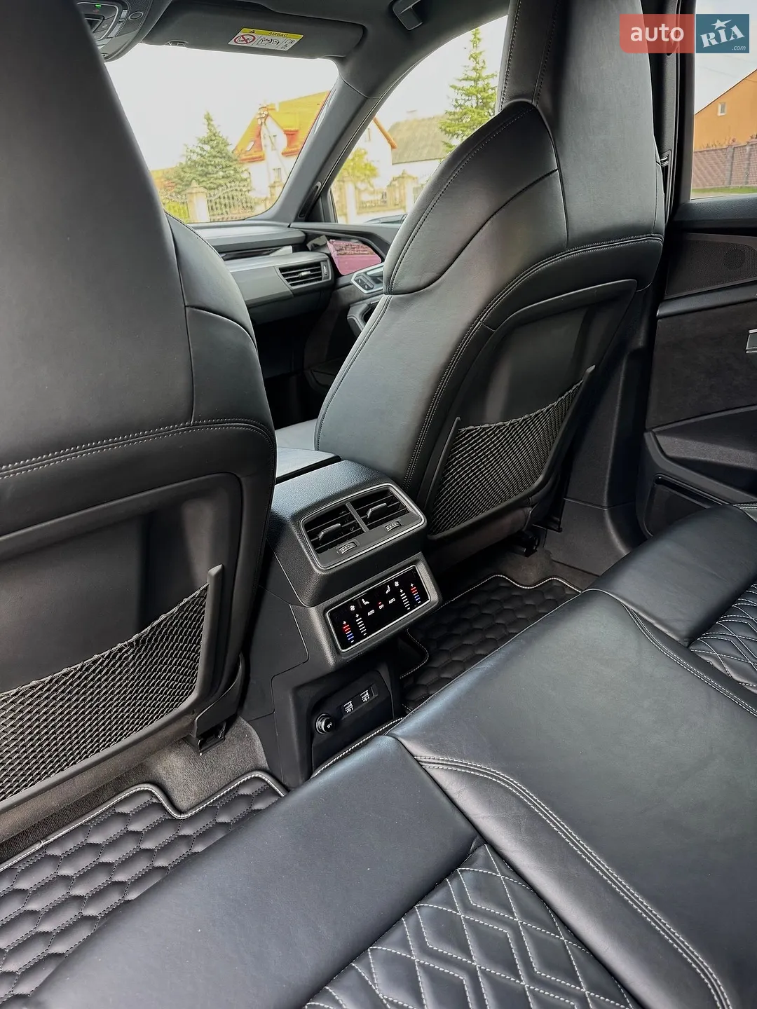 2020 Audi e-tron Sportback - мініатюра 64