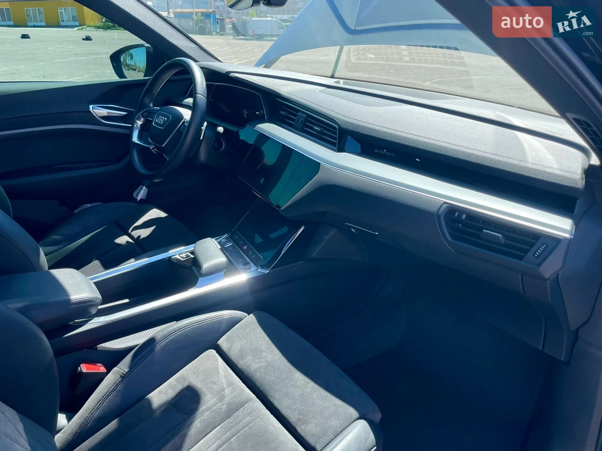 2020 Audi e-tron Sportback - мініатюра 19
